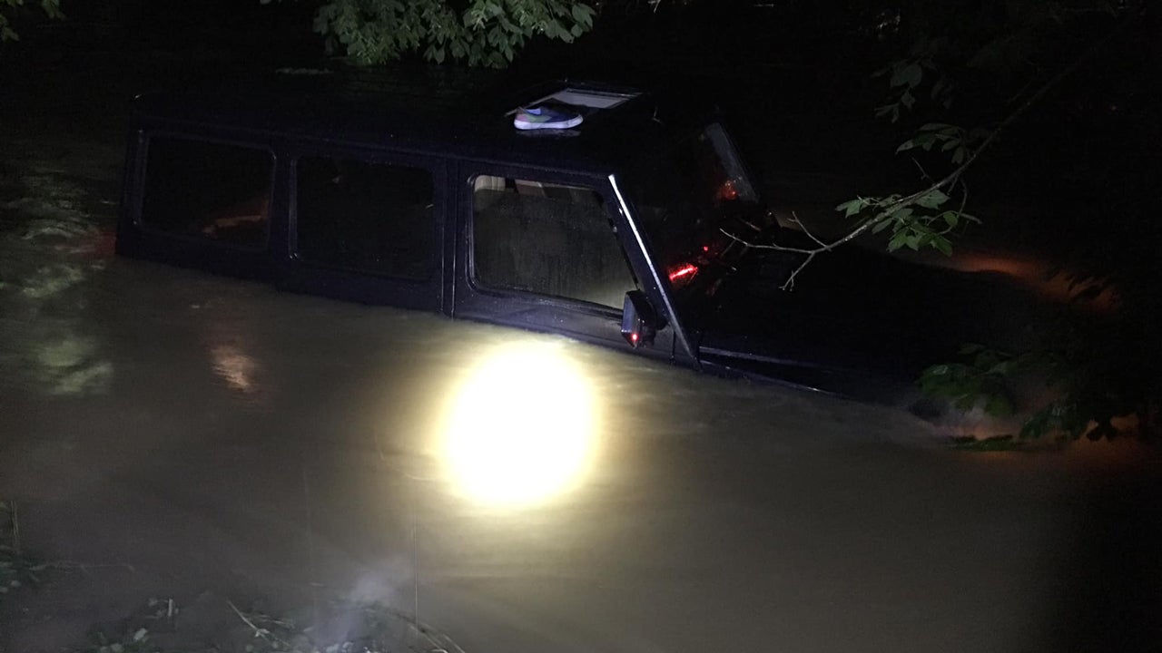 Four People Swept Off Bridge into Flood in Kentucky, Flash Flooding Threatens Cleveland Area Four People Swept Off Bridge into Flood in Kentucky, Flash Flooding Threatens Cleveland Area