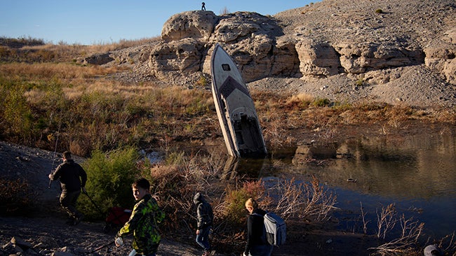 lake-mead-27jan23-AP.jpg