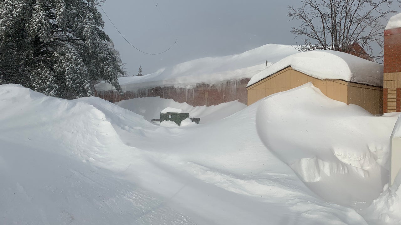 marquette-michigan-deep-snow-feb132019-nws.jpg