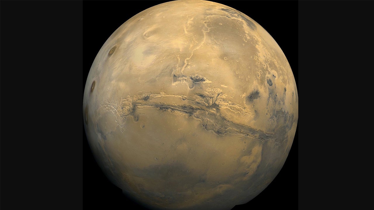 How to See Mars Make Its Closest Approach to Earth in 15 Years