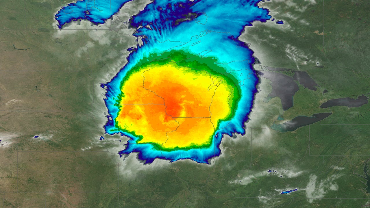 The Best Weather Imagery of June 2015 | The Weather Channel