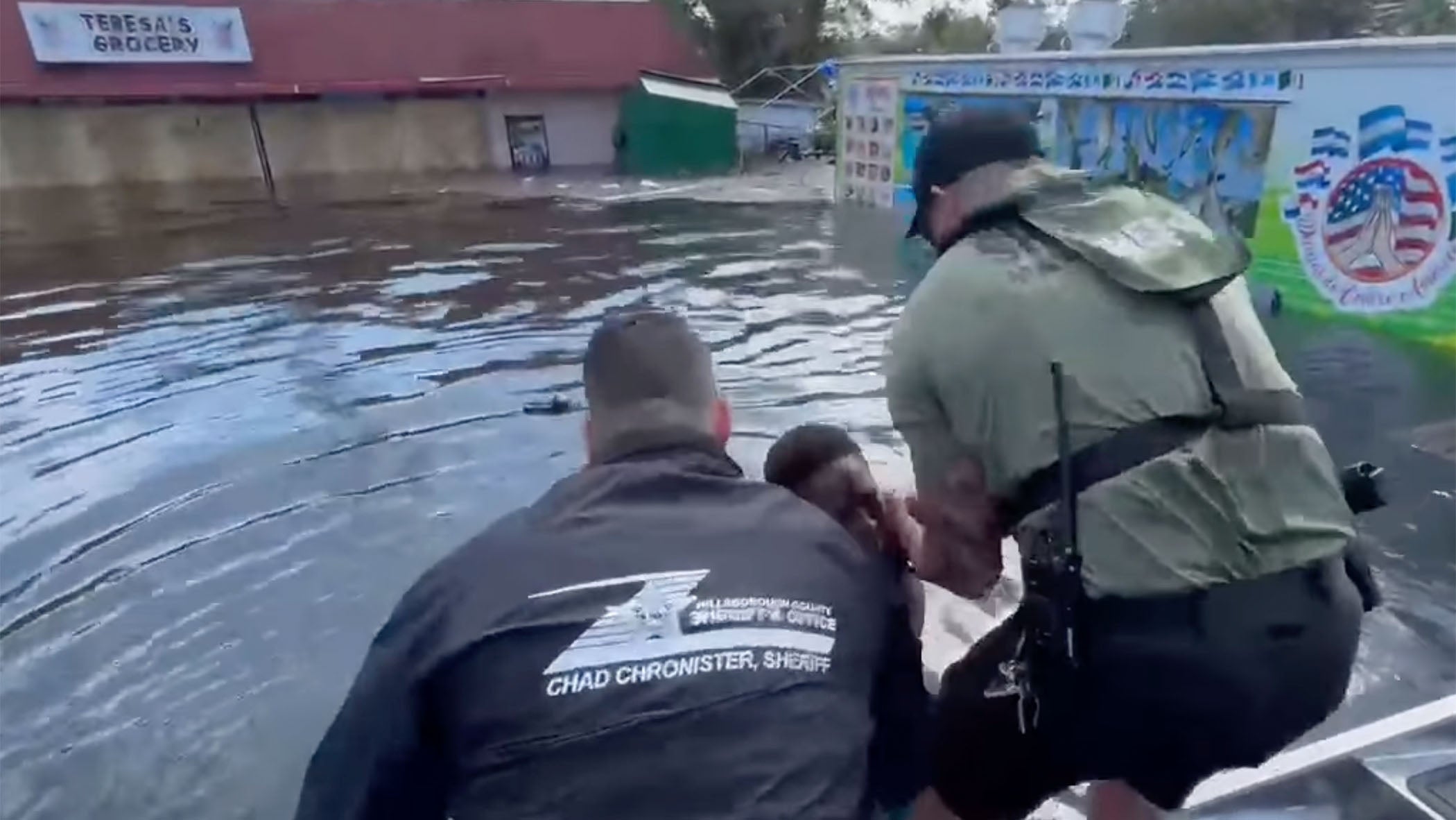 Sheriff&rsquo;s Deputies Rescue Teen From Flood After Milton