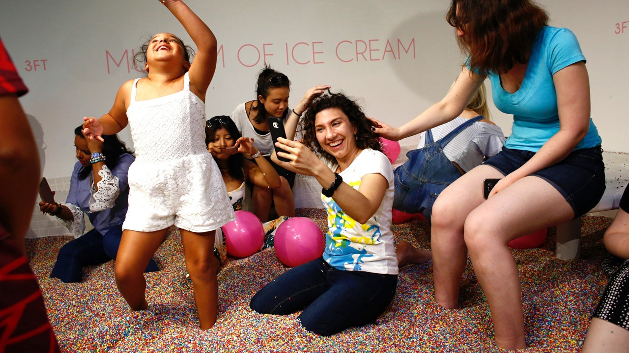 Museum of Ice Cream Opens in New York City With Pool of Sprinkles and Chocolate Chamber (PHOTOS)