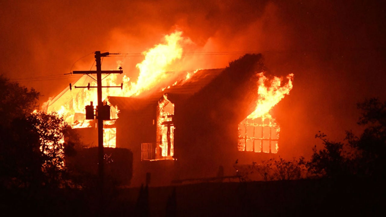 Homes Torched, Thousands Flee As Wildfires in California's Napa Valley ...