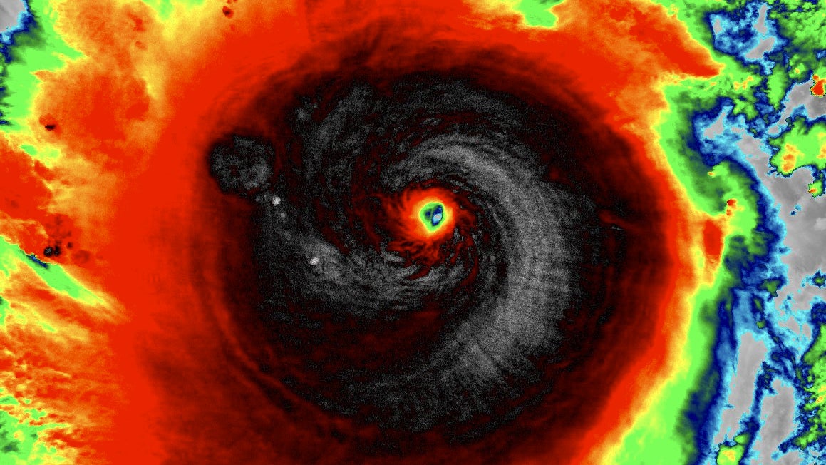 nguyenlu　SounDroid Typhoon Spectacular Satellite Images of Powerful Typhoon Soudelor