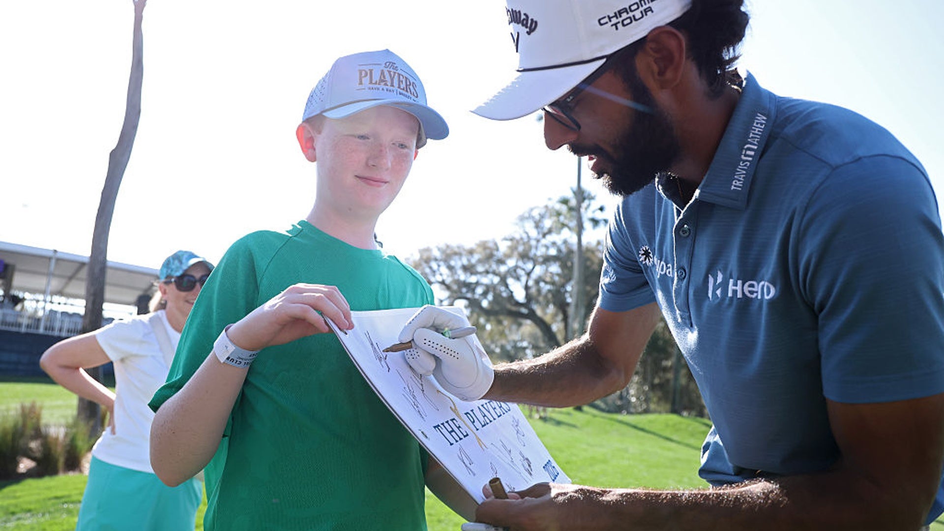 players_autograph_16x9.jpg