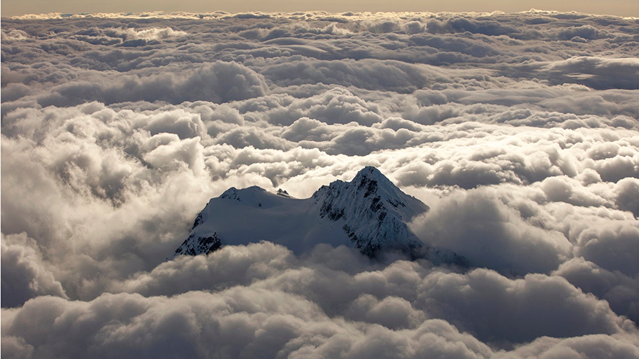 Stunning Aerials of Glaciers in Washington's National Parks