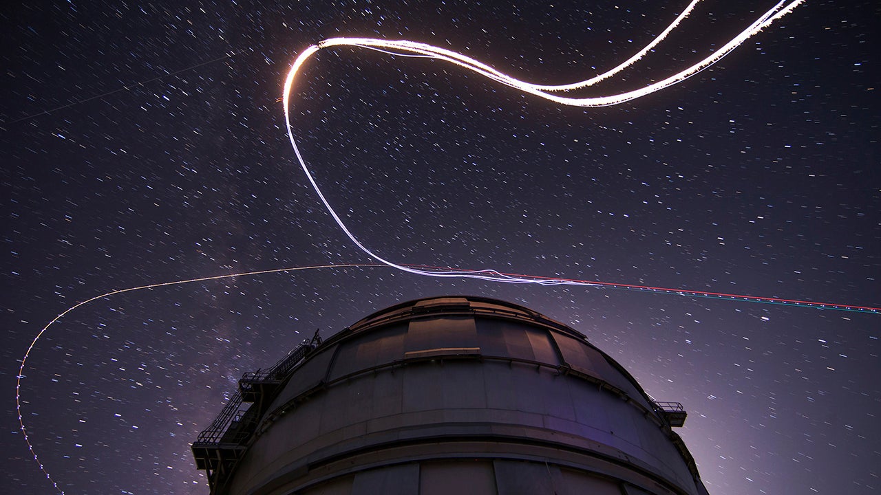 Wingsuit Flyers Soar With the Perseid Meteor Shower in Canary Islands (PHOTOS)