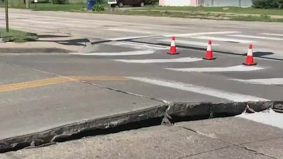 Heat Wave Kills Two in Maryland, Buckles Roads in Kansas Heat Wave Kills Two in Maryland, Buckles Roads in Kansas