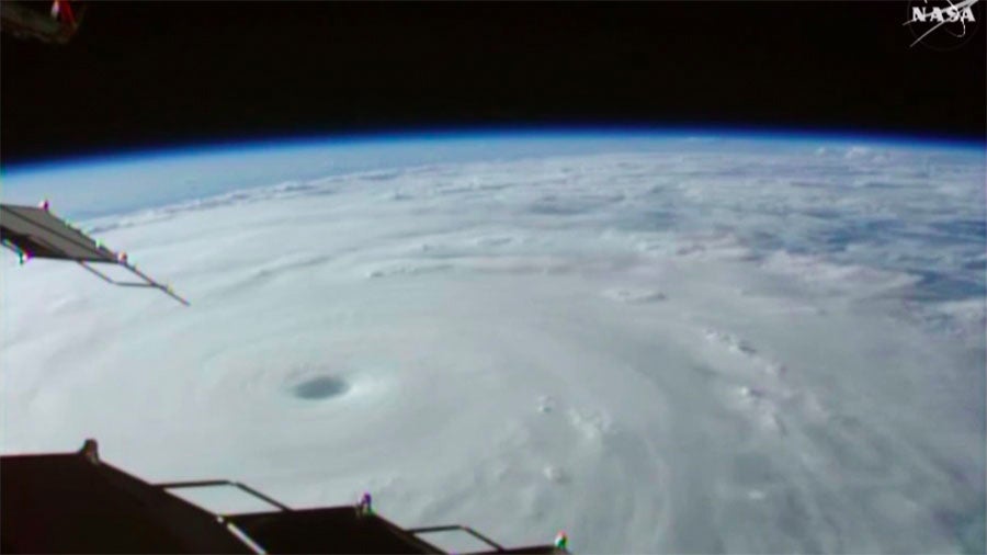 nguyenlu　SounDroid Typhoon At 11:15 on September 24, FENGYUN-4B stationary