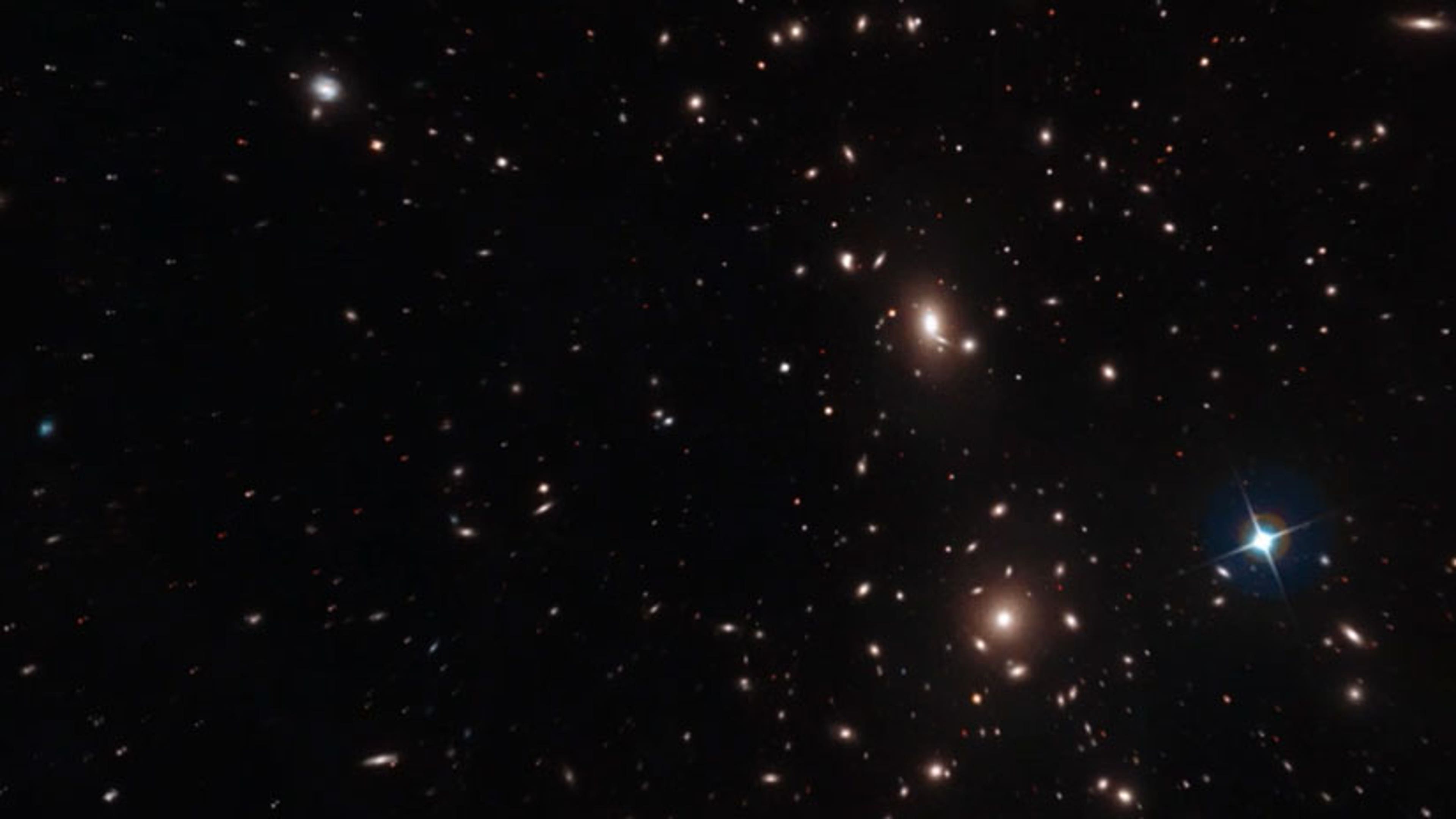 Gigantic Black Hole Hides in New Hubble Video | The Weather Channel