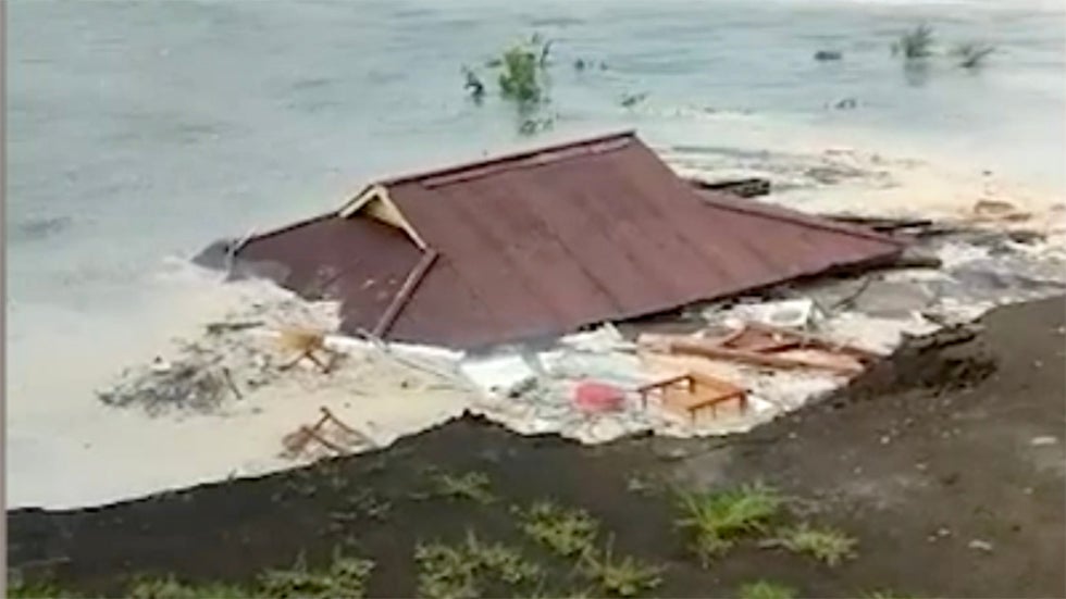 Why Does Yellowstone’s Steamboat Geyser Keep Erupting? Videos from