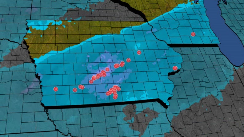 Tornado-Ravaged Iowa Towns Covered By Snow Less Than 48 Hours Later
