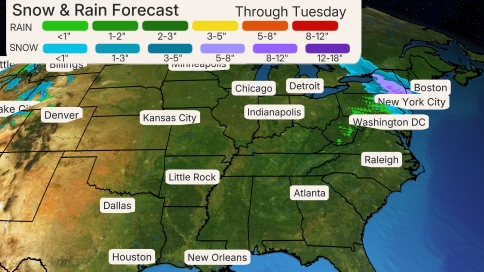 The latest coastal flood warnings in dark green; coastal flood advisories in light green.