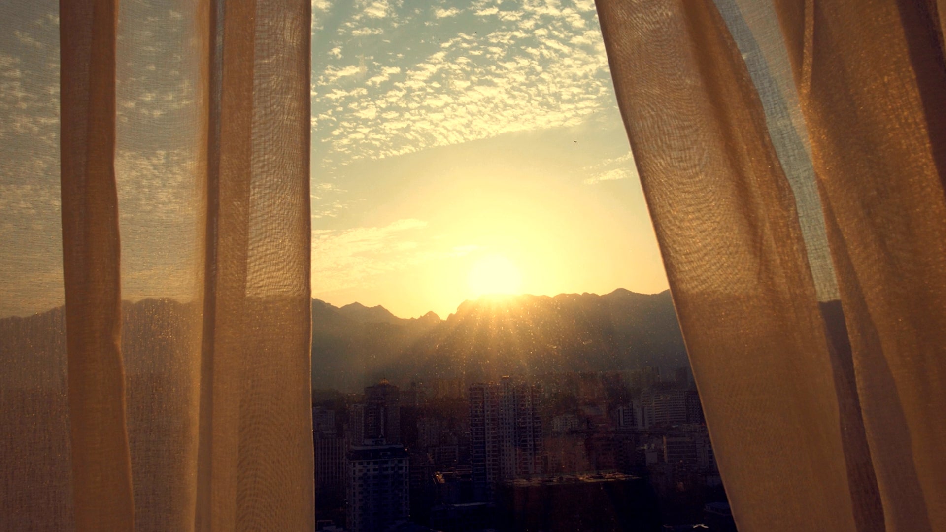 UV Rays And Why Sunscreen Works Inside, Too