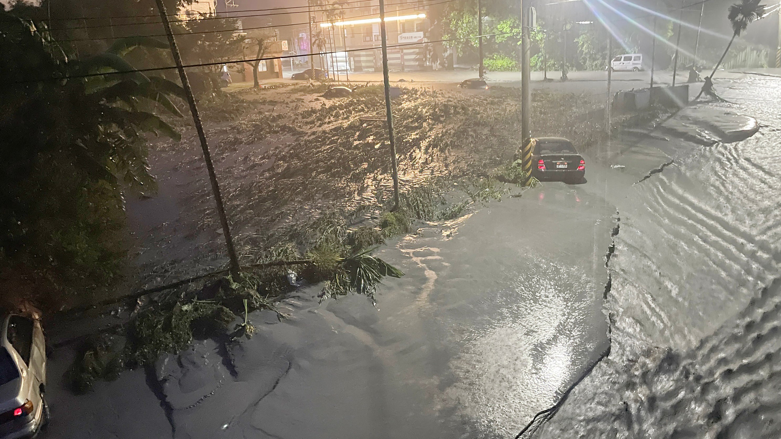 Deadly Super Typhoon Ragasa Makes Landfall In China | Weather.com
