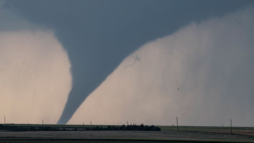 10 Tornado Myths Busted