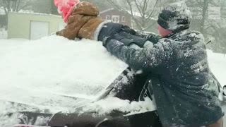 Ohio Dad Uses Son As Snow Scraper The Weather Channel