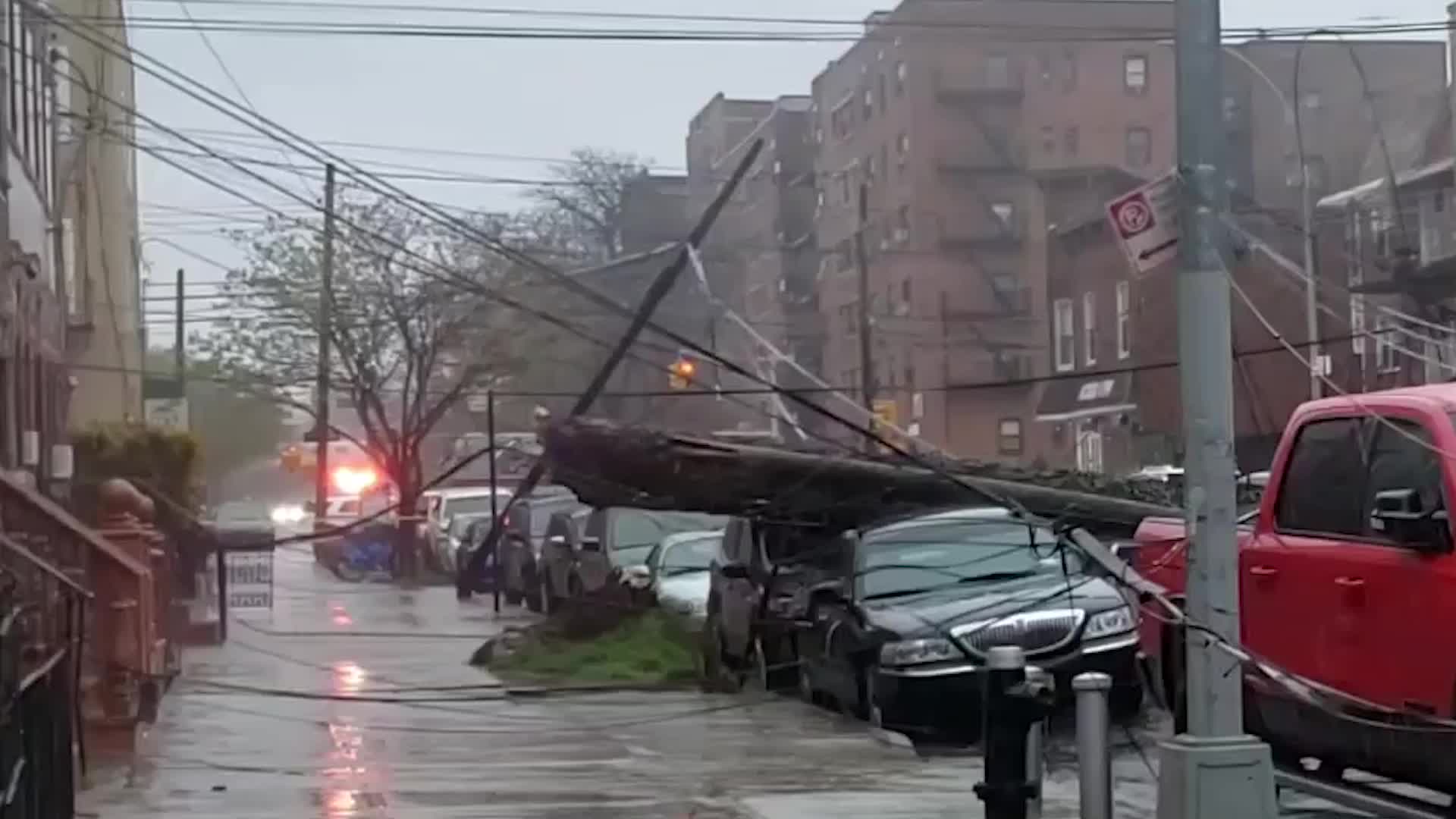 Damaging Winds Slam New York City The Weather Channel