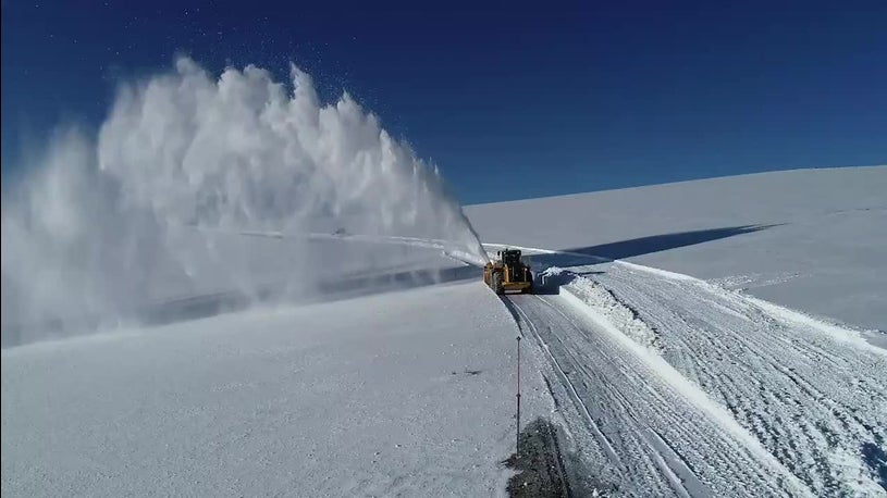 Clipper Brought Wind, Snow and Cold Temperatures to Midwest and ...