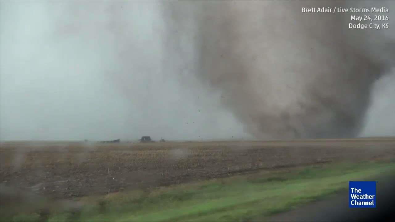 Extreme Close Up Video Of Tornado In Kansas The Weather
