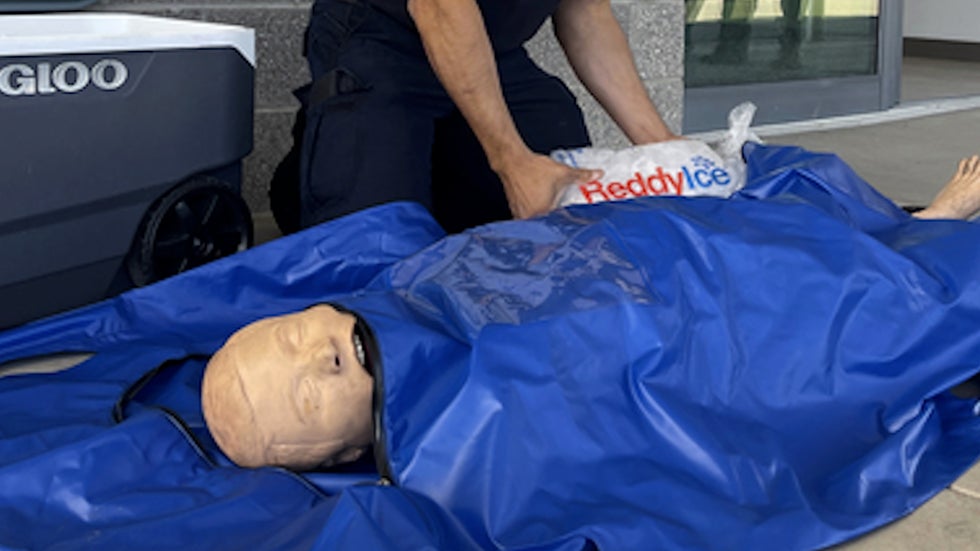 Ie Immursion Program Phoenix Using Ice Immersion To Treat Heatstroke Victims As Southwest ...