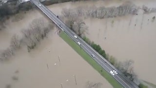 Total Chaos Evacuations In Two States As Flooding Deadly Landslide Total Chaos Evacuations In Two States As Flooding Deadly Landslide