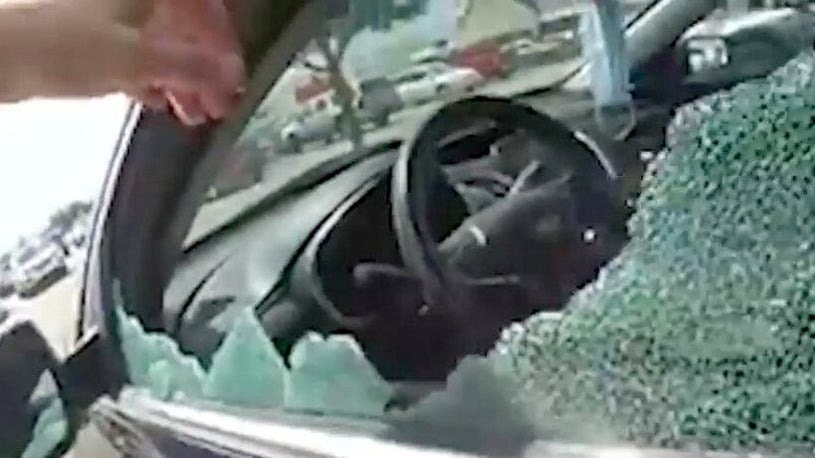 Ohio Police Officer Rescues Puppy Trapped in Hot Car