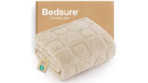 Bedsure Dog Blankets - Jacquard Fleece Pet Blanket