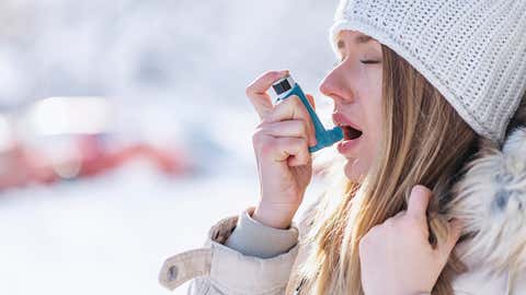 Winter can be a tough season for asthma sufferers, and many different factors may contribute to winter asthma attacks. (Getty Images)