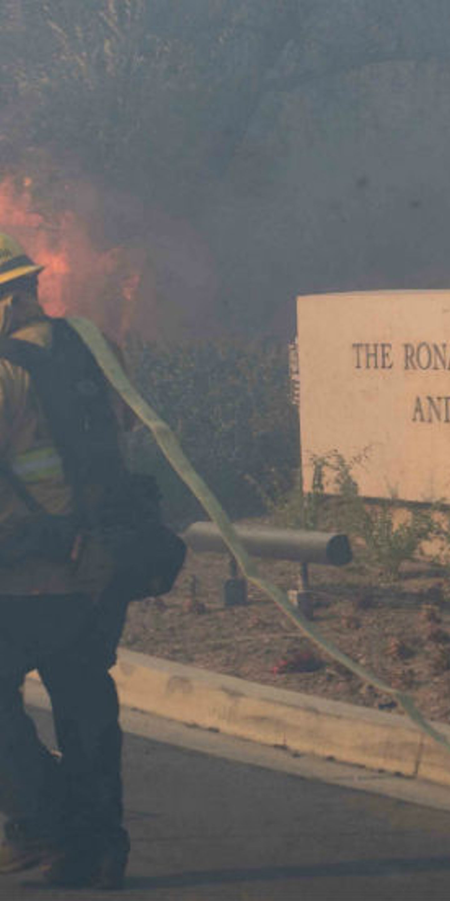 Hillside Fire Burning Into San Bernardino Neighborhoods Evacuations Underway The Weather Channel Articles From The Weather Channel Weather Com