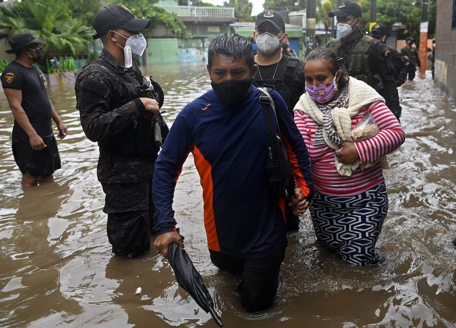 Soldiers assisting flood victims in Ilopango, El Salvador, 5/31/20