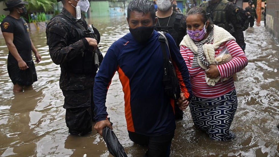 Soldiers assisting flood victims in Ilopango, El Salvador, 5/31/20