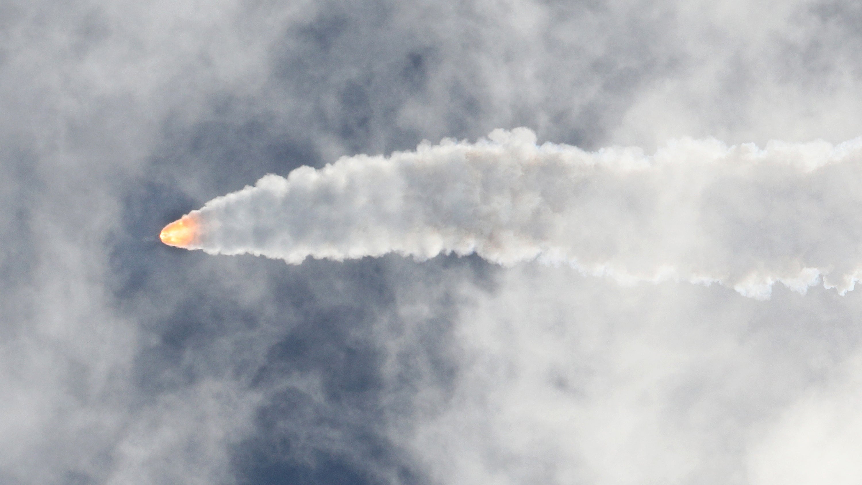The United Launch Alliance (ULA) Atlas V rocket with Boeing's CST-100 Starliner spacecraft launches from Space Launch Complex 41 at Cape Canaveral Space Force Station in Florida on June 5, 2024. Boeing launched its very first astronauts bound for the International Space Station aboard a Starliner capsule, which joins a select club of spacecraft to carry humans beyond Earth. (Photo by Gregg Newton / AFP) (Photo by GREGG NEWTON/AFP via Getty Images)