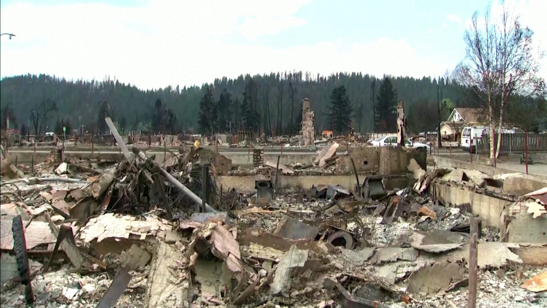 Jasper Fire Chief Sees Own Home Burn While On Duty – Videos from CBS26