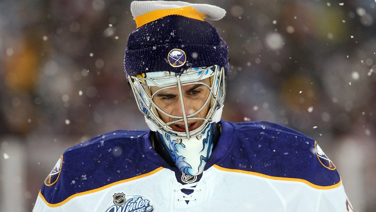 ORCHARD PARK, NY - JANUARY 01:  Snow falls on goaltender Ryan Miller #30 of the Buffalo Sabres during the NHL Winter Classic against the Pittsburgh Penguins at the Ralph Wilson Stadium on January 1, 2008 in Orchard Park, New York.  (Photo by Harry How/Getty Images)