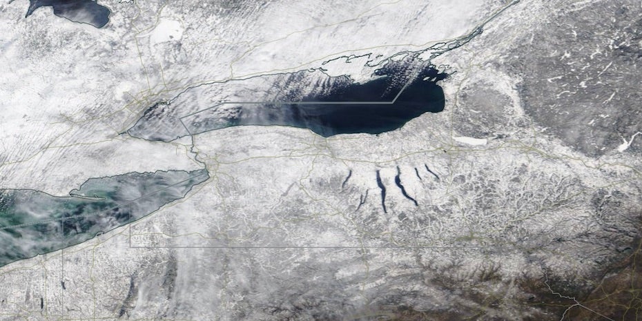 Clear skies above Lake Ontario, 2/15/20