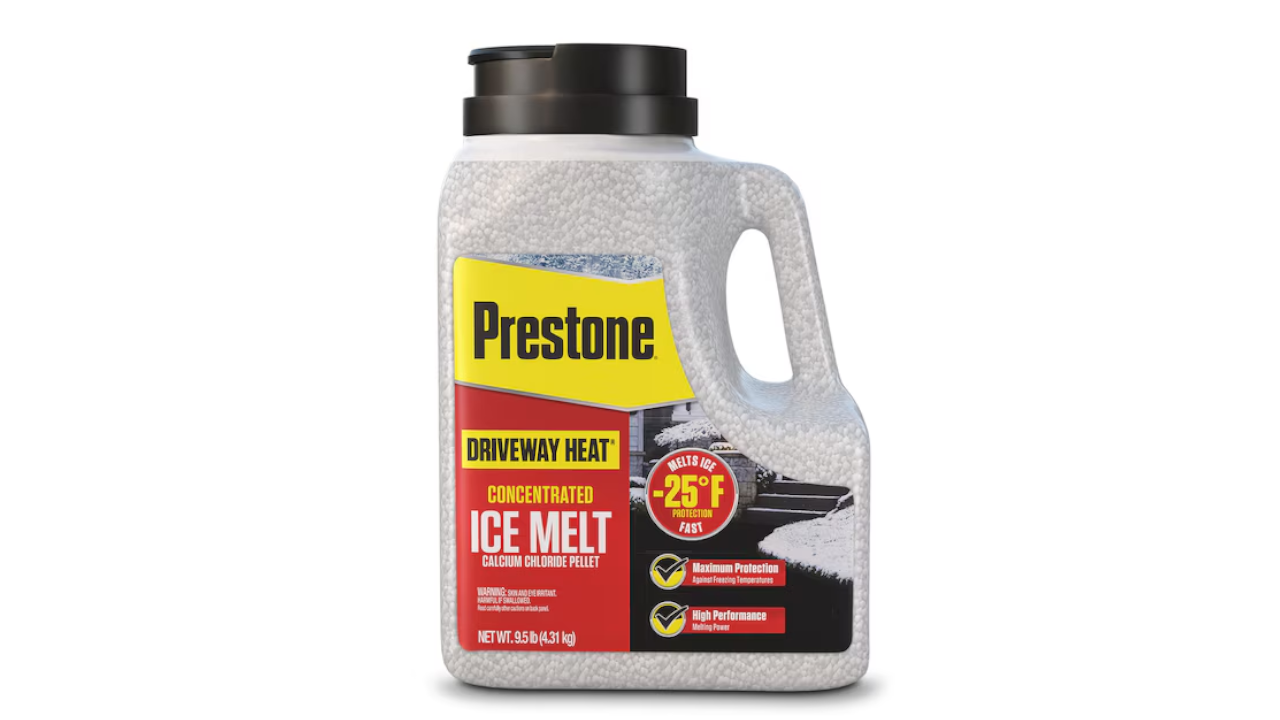 Prestone Driveway Heat 9.5-lb Bucket Natural Ice Melt Granules