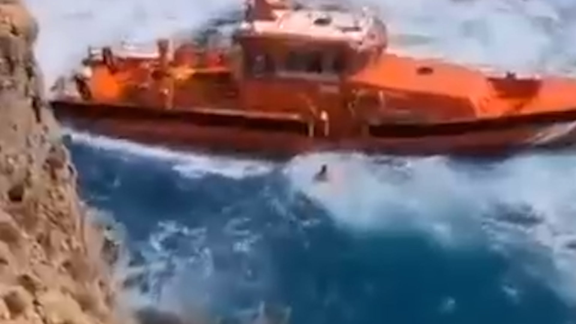 Two Teenagers Got Caught In Rough Ocean Surf – Videos from CBS26