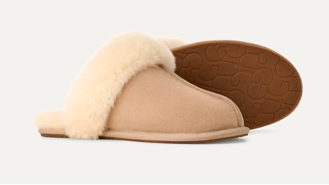 UGG Women&rsquo;s Scuffette II
