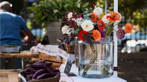 Virginia Highland farmers market