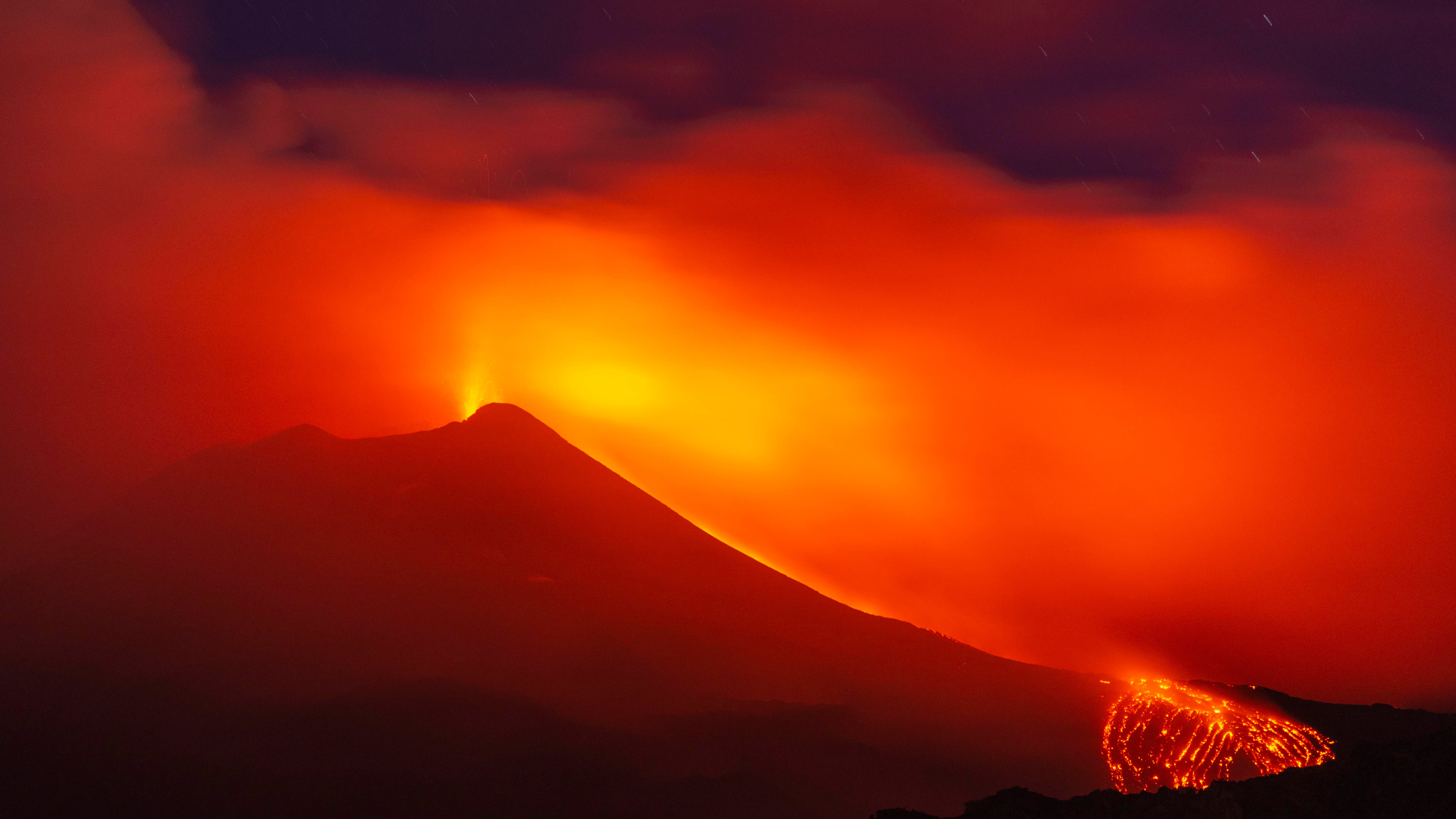 Sicily's Mount Etna Erupts, Spews Lava Chunks and Ash The Weather Channel