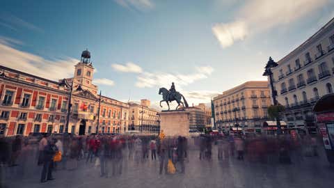 Die Puerta del Sol in Madrid ist einer der meistbesuchten Plätze der Stadt (Getty Images)