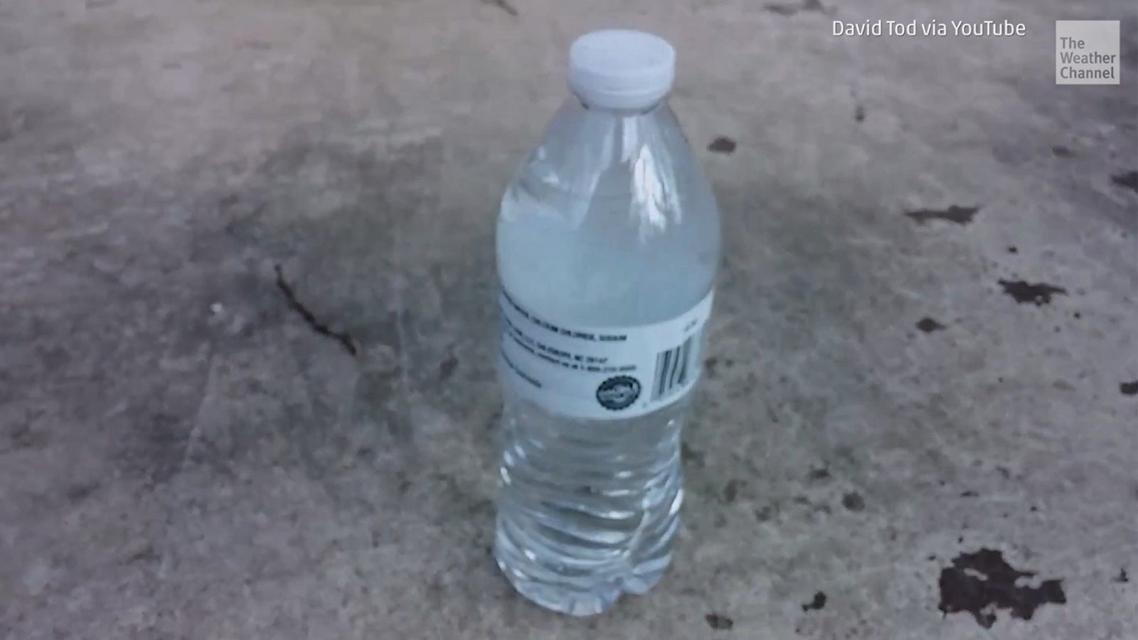 Einmal Blitzeis Bitte Wasser Gefriert Durch Schutteln The