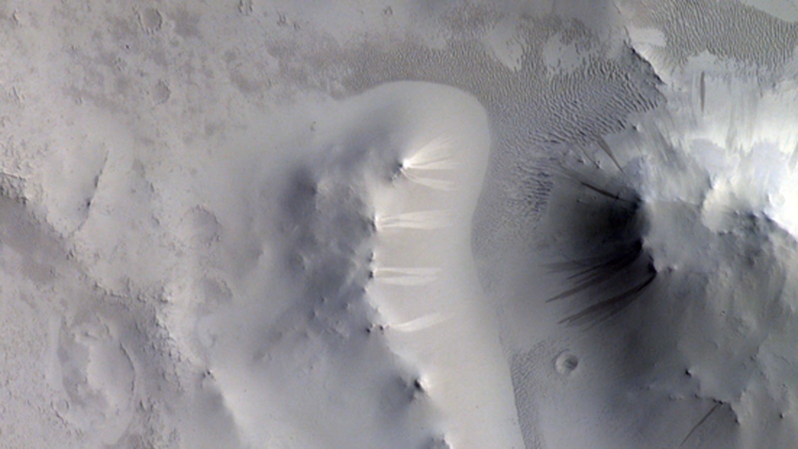 Trockene Lawinen am Mars - ESA/Roscosmos/CaSSIS, CC BY-SA 3.0 IGO