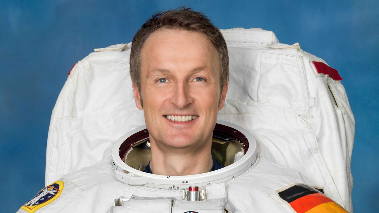 ARCHIV - 17.12.2020, ---: Matthias Maurer aus Deutschland, ESA-Astronaut, aufgenommen in seiner Extravehicular Mobility Unit (EMU). Der deutsche Astronaut Matthias Maurer kann nun fr&uuml;hestens am Mittwoch zur Internationalen Raumstation ISS aufbrechen. Zun&auml;chst solle am Wochenende eine Crew von vier Astronauten von der ISS zur&uuml;ck zur Erde geholt werden, teilte die US-Raumfahrtbeh&ouml;rde Nasa am Freitag mit. Danach sei der fr&uuml;hstm&ouml;gliche Starttermin f&uuml;r Maurer und seine drei Nasa-Kollegen am Mittwoch um 21.03 Uhr Ortszeit (03.03 Uhr am Donnerstag MEZ). Foto: Robert Markowitz/ESA/NASA/dpa - ACHTUNG: Nur zur redaktionellen Verwendung und nur mit vollst&auml;ndiger Nennung des vorstehenden Credits +++ dpa-Bildfunk +++