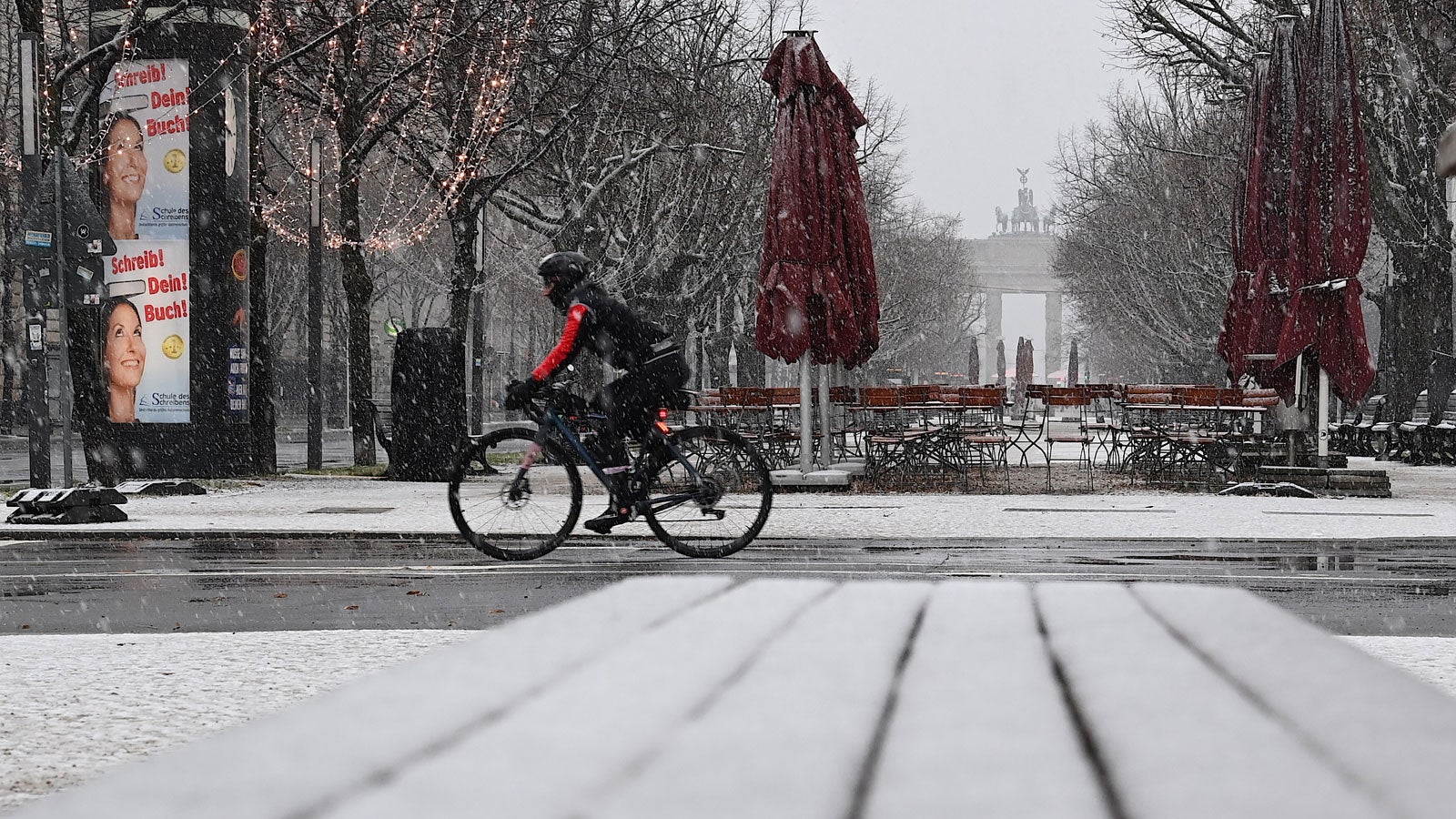 03.01.2021, Berlin: Sehr geehrte Kunden, bei den gerade gesendeten Bildern ist der Urheber verkehrt. Fotografiert hat Britta Pedersen (NICHT Bernd von Jutrczenka). Die Fotos gehen Ihnen mit dem berichtigten Text erneut zu. Wir bitten, den Fehler zu entschuldigen. Mit freundlichen Gr&uuml;&szlig;en, Ihre dpa-Fotoredaktion - Tel. 030 2852 31515 Foto: Britta Pedersen/dpa