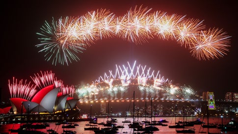 Silvester 18 Autos Krachen Bei Nebel Ineinander Affenhaus Im Zoo Abgebrannt Artikel Von The Weather Channel Weather Com Silvester 18 Autos Krachen Bei Nebel Ineinander Affenhaus Im Zoo Abgebrannt Artikel Von The Weather Channel Weather Com