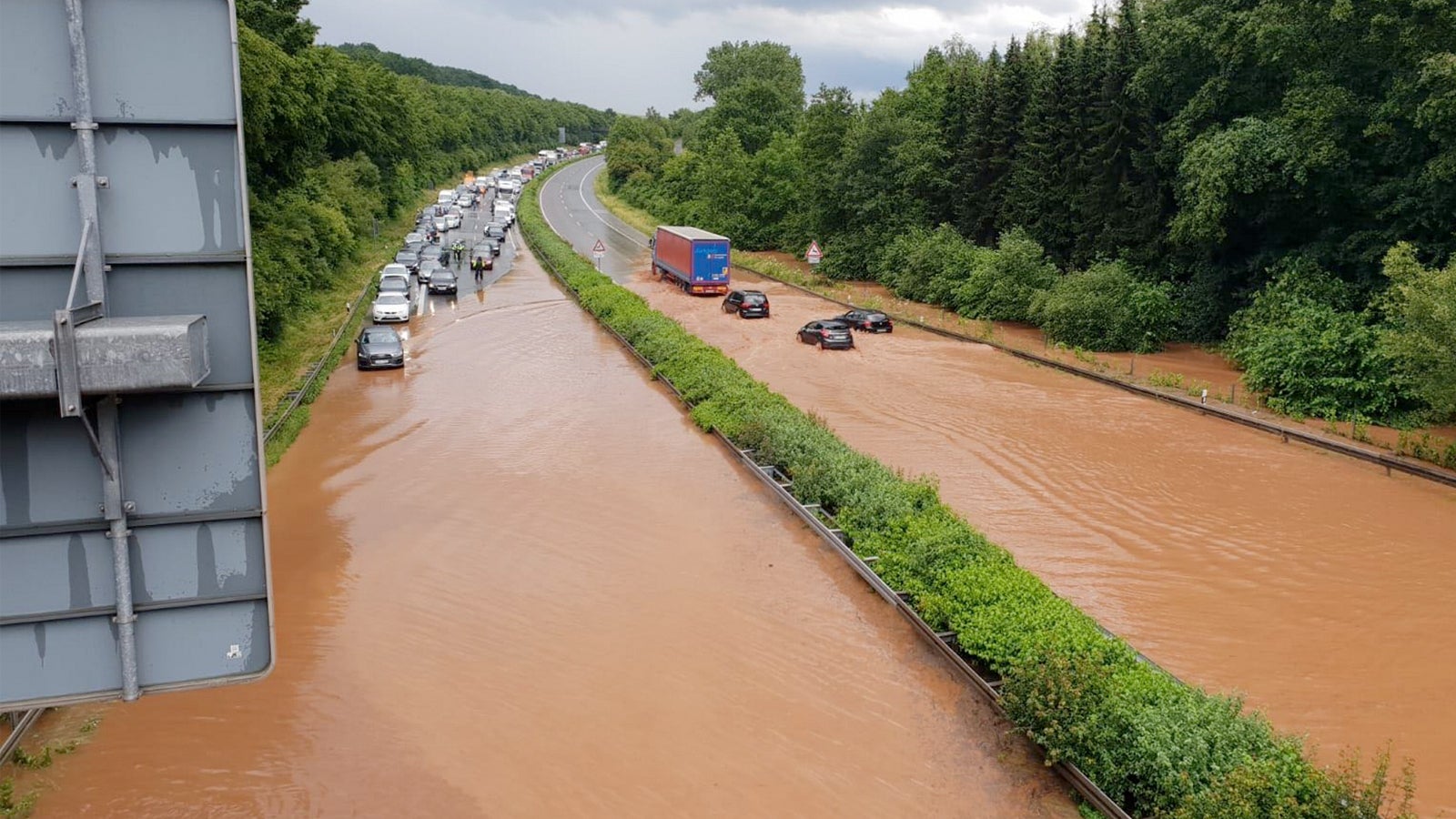 Hagel, Starkregen und Überflutungen: So wüteten die Unwetter in