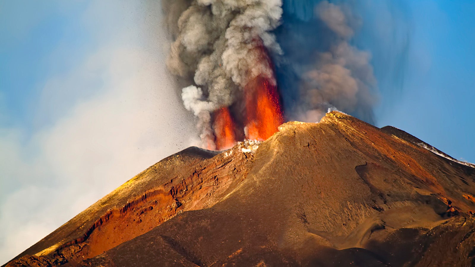 Paroxysm of Etna - 26 October 2014 - Sicily